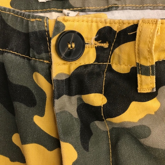 Ladies Streetwear Society Lemon Camouflage pants - Picture 3 of 5